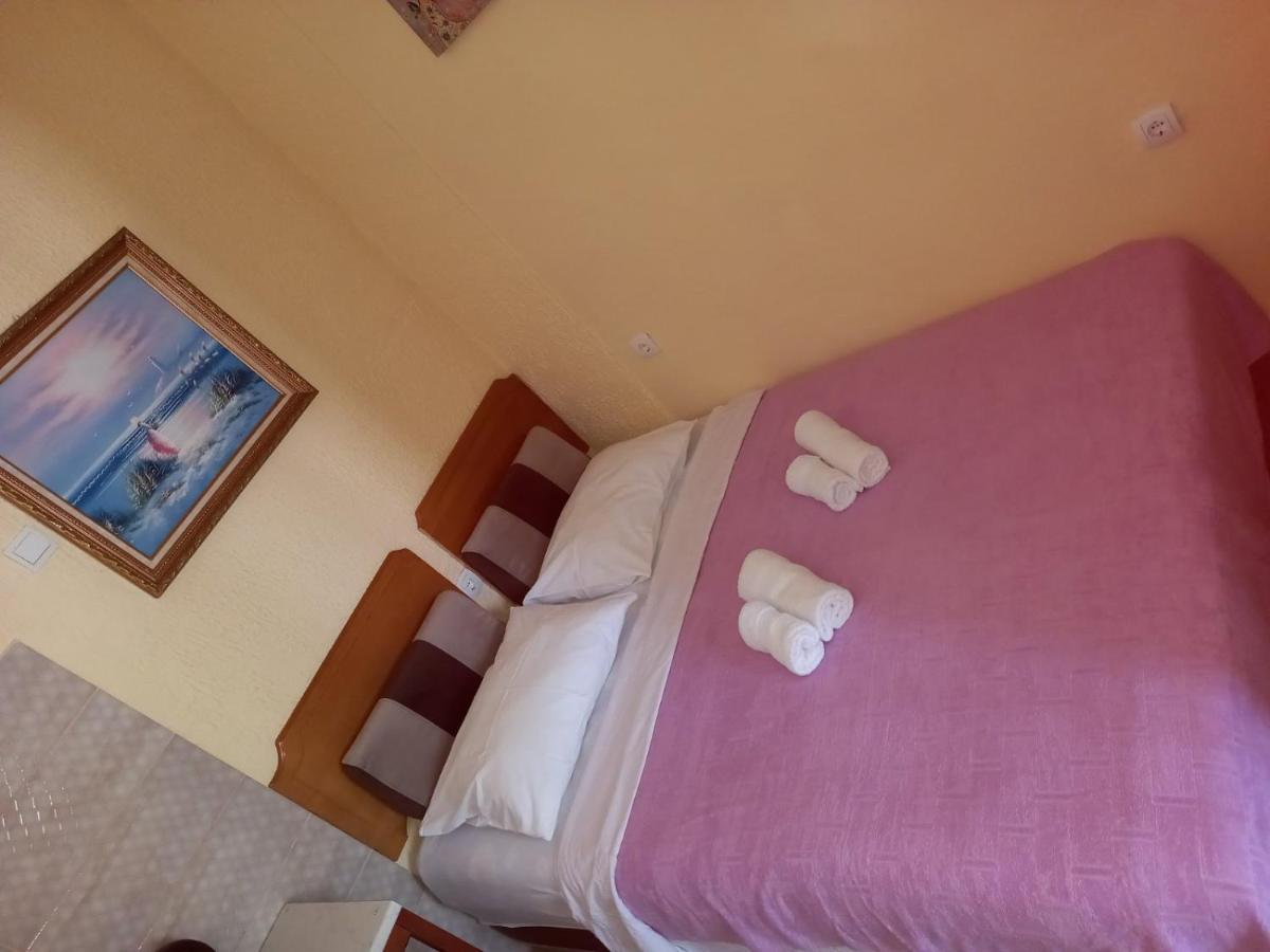 Apartment Deki Studio โกตอร์ ภายนอก รูปภาพ
