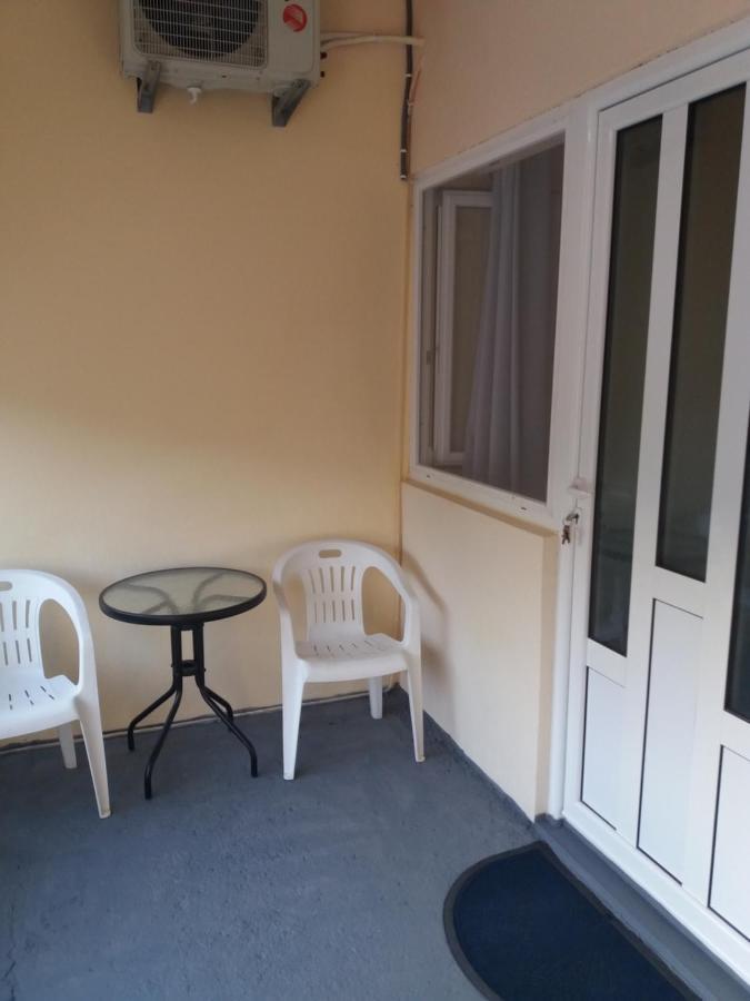 Apartment Deki Studio โกตอร์ ภายนอก รูปภาพ