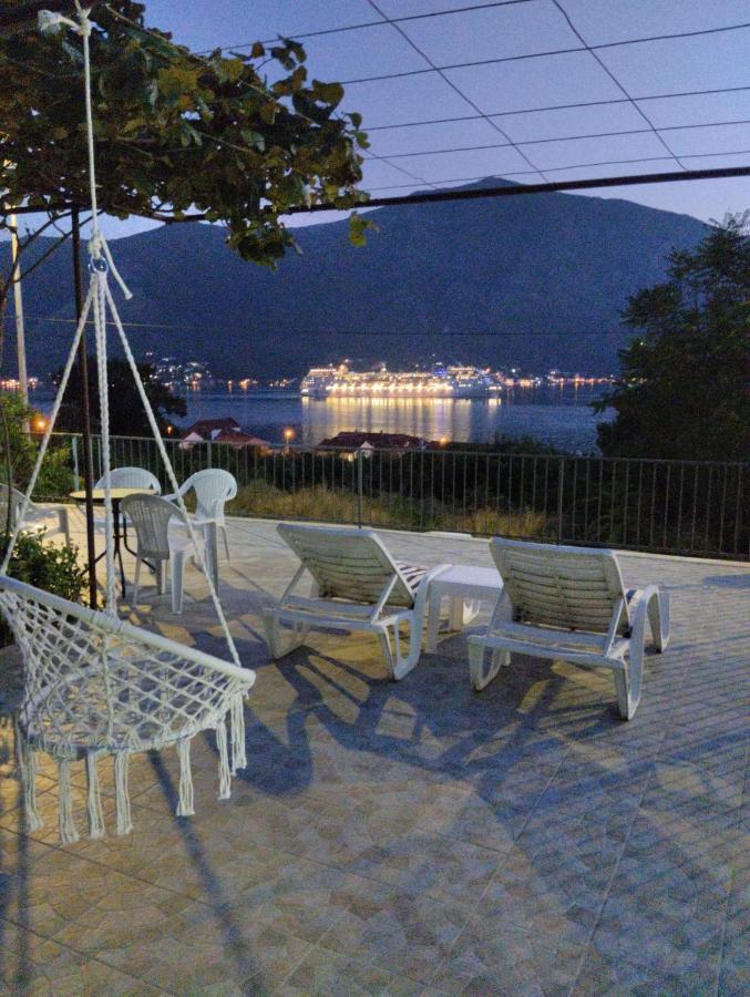 Apartment Deki Studio โกตอร์ ภายนอก รูปภาพ