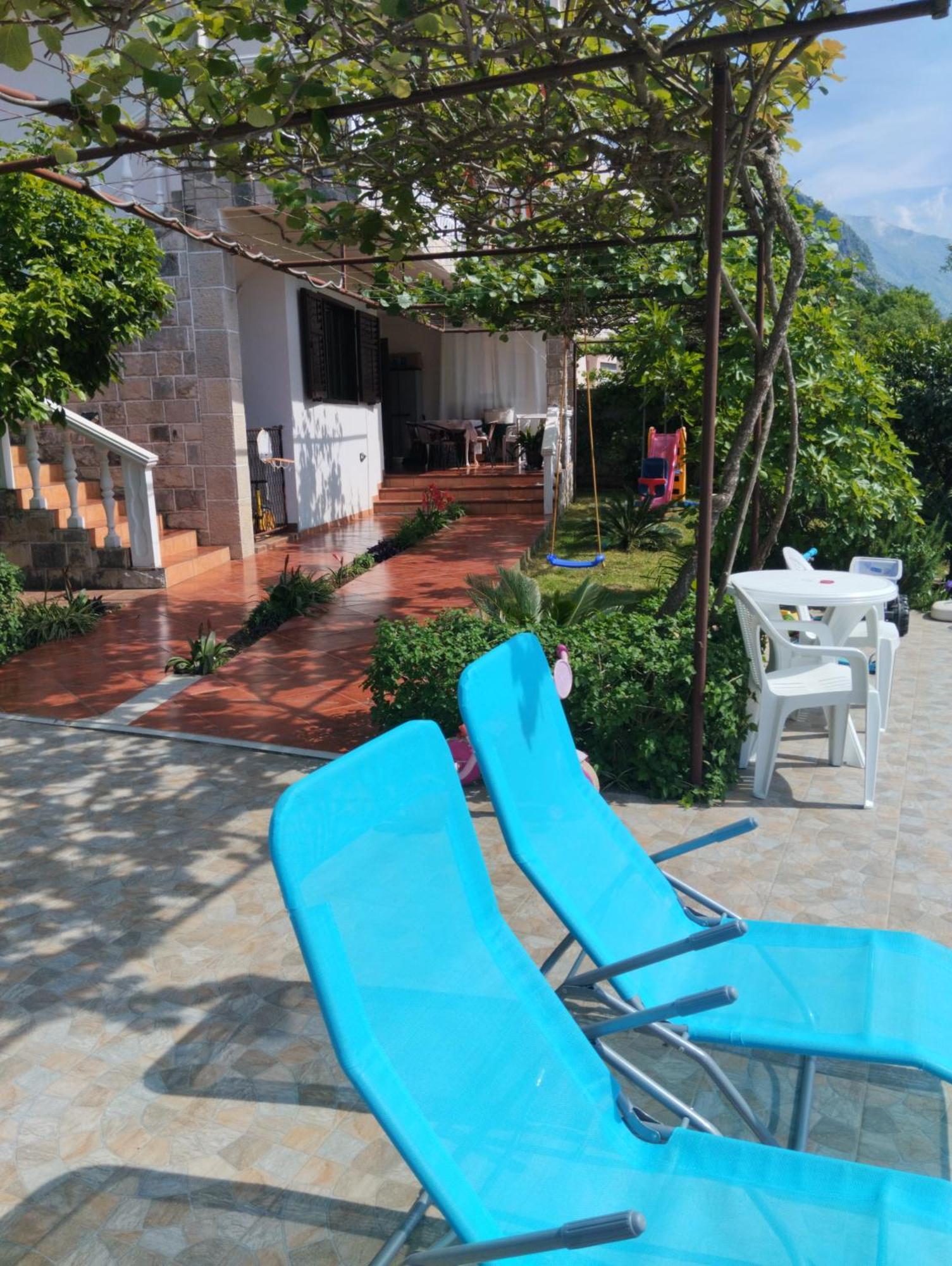 Apartment Deki Studio โกตอร์ ภายนอก รูปภาพ